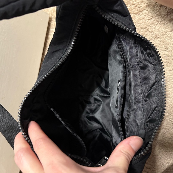 COPY - Wear Bronco shoulder bag and crossbody bundle - Picture 6 of 15